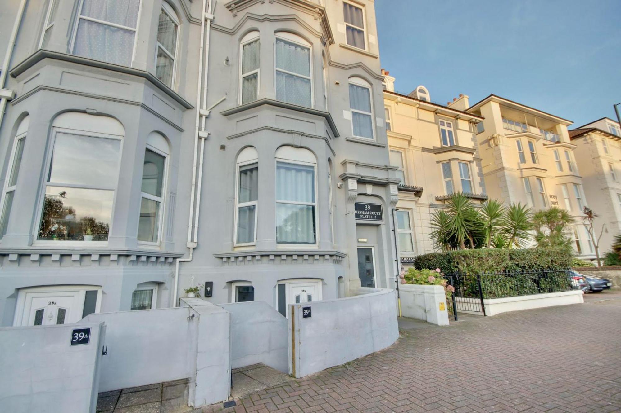 Southsea Getaway Apartment With Pool Table And Hot Tub Portsmouth Eksteriør bilde