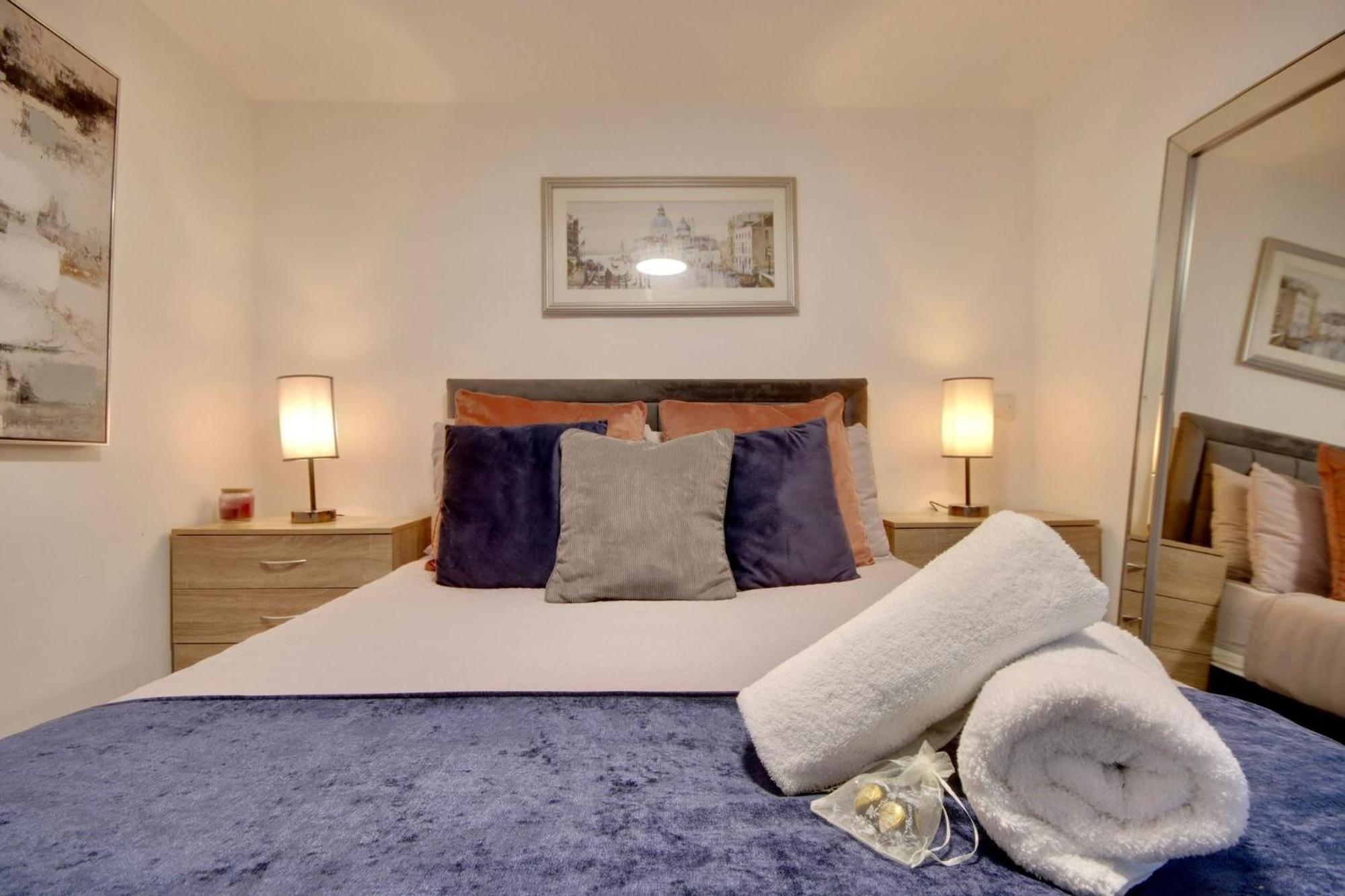 Southsea Getaway Apartment With Pool Table And Hot Tub Portsmouth Eksteriør bilde